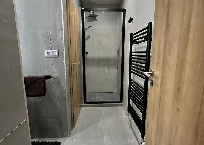 Petris - Family&friends - View